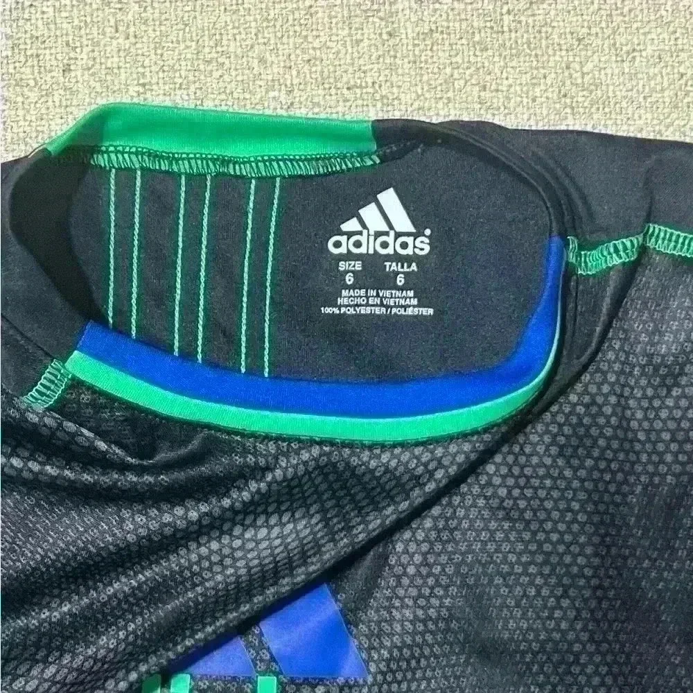 Adidas Long Sleeve Athletic Shirt Climalite Boys Size 6 A0020